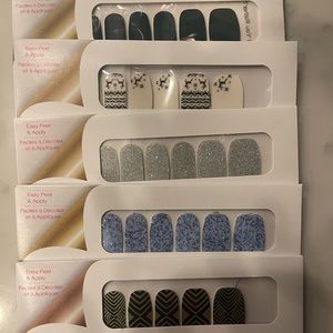100 sets of Color Street nails